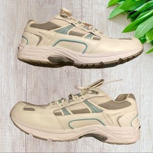 Vionic Women’s Walking Running Sneaker Shoe 10